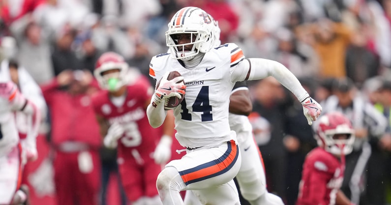 Rayshawn Pleasant (Photo by Auburn Athletics)