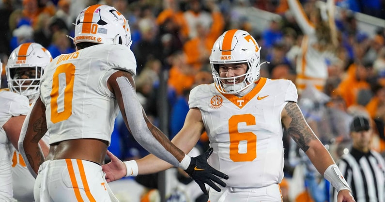 Angelina Alcantar/News Sentinel / USA TODAY NETWORK via Imagn Images | Tennessee quarterback Joey Aguilar (6) and Tennessee tight end Ethan Davis (0) celebrate after a touchdown during a NCAA football game against Kentucky at Kroger Field in Lexington, Kentucky on Oct. 25, 2025.