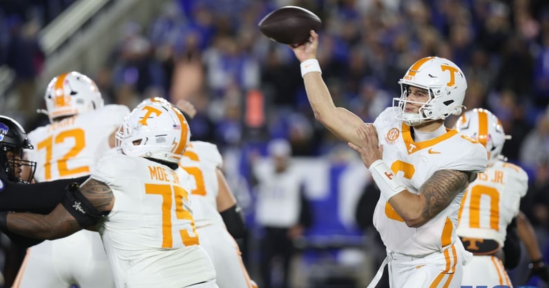 Tennessee QB Joey Aguilar throws a pass vs. Kentucky, via Dr. Michael Huang, KSR