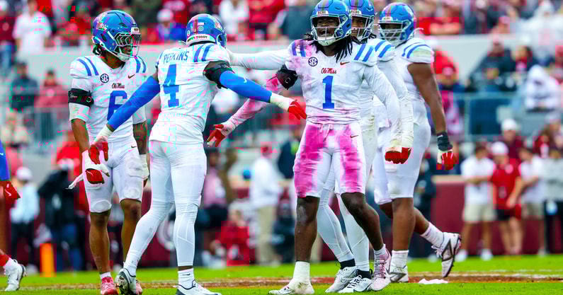 NCAA Football: Mississippi at Oklahoma