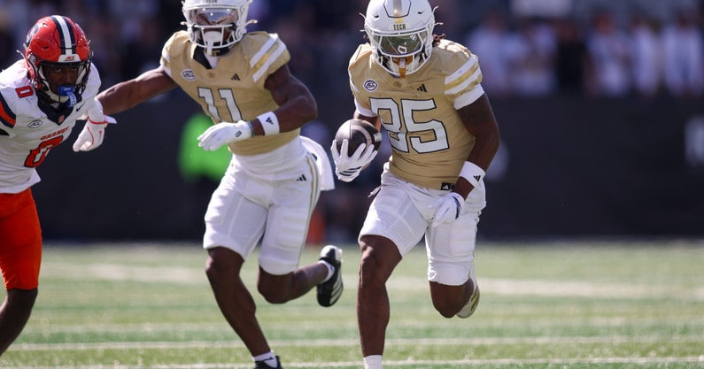 NCAA Football: Syracuse at Georgia Tech