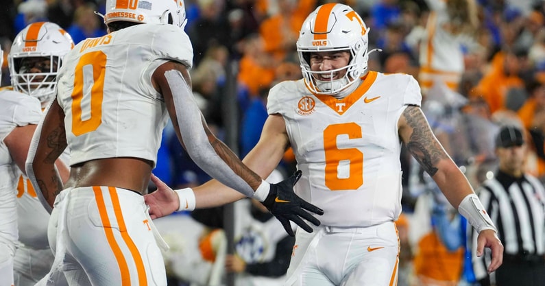 Syndication: The Knoxville News-Sentinel