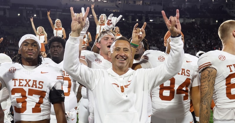 Steve Sarkisian, Texas