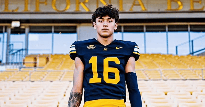 2026 receiver Kai Meza