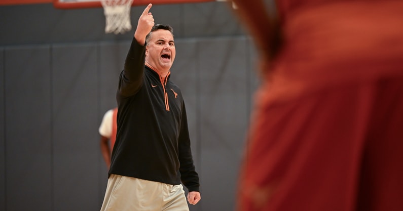 ut_hoops_pre-season_practice_2025-26-2879