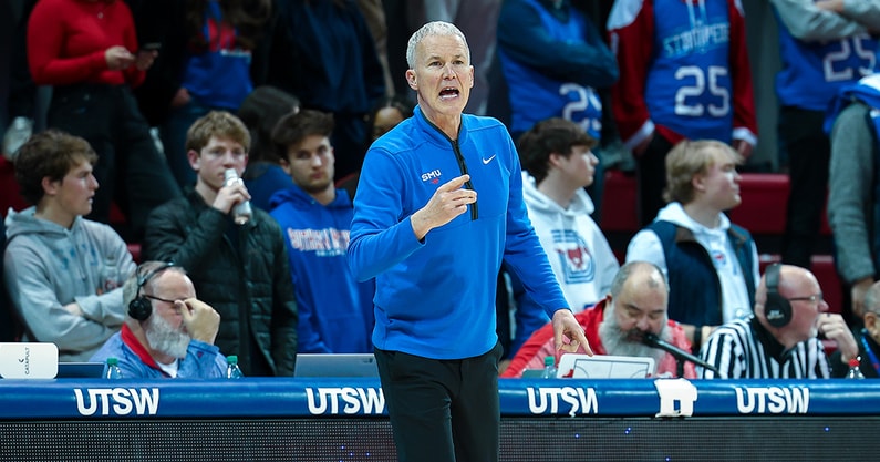 andy-enfield-smu-basketball-set-to-host-elite-recruiting-targets