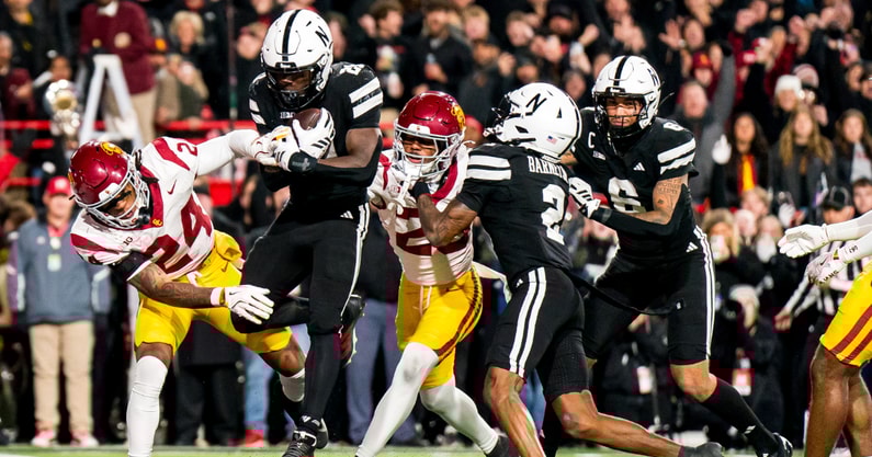 Nebraska football RB Emmett Johnson (21) vs. USC