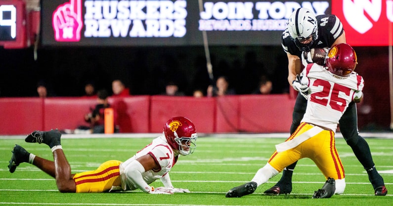 Nebraska football TE Luke Lindenmeyer vs. USC