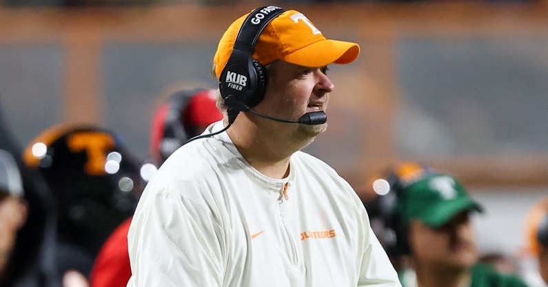 Randy Sartin-Imagn Images | Nov 1, 2025; Knoxville, Tennessee, USA; Tennessee Volunteers head coach Josh Heupel during the second half against the Oklahoma Sooners at Neyland Stadium.