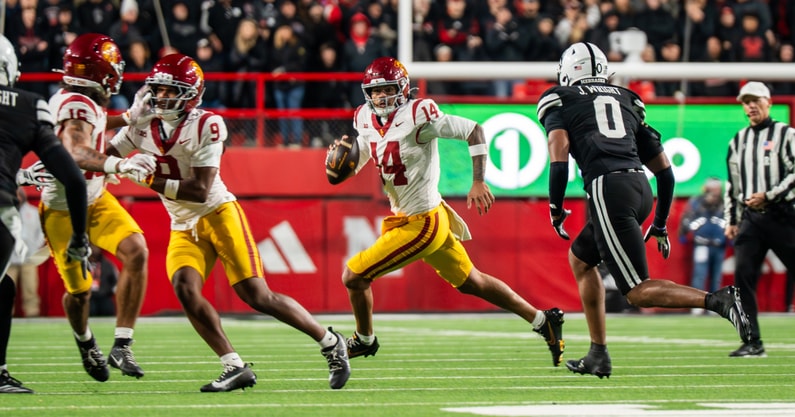 USC quarterback Jayden Maiava looks to pass against the Nebraska Cornhuskers