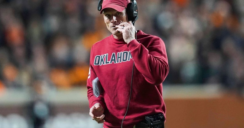 Syndication: The Knoxville News-Sentinel