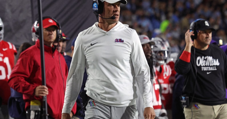 NCAA Football: South Carolina at Mississippi