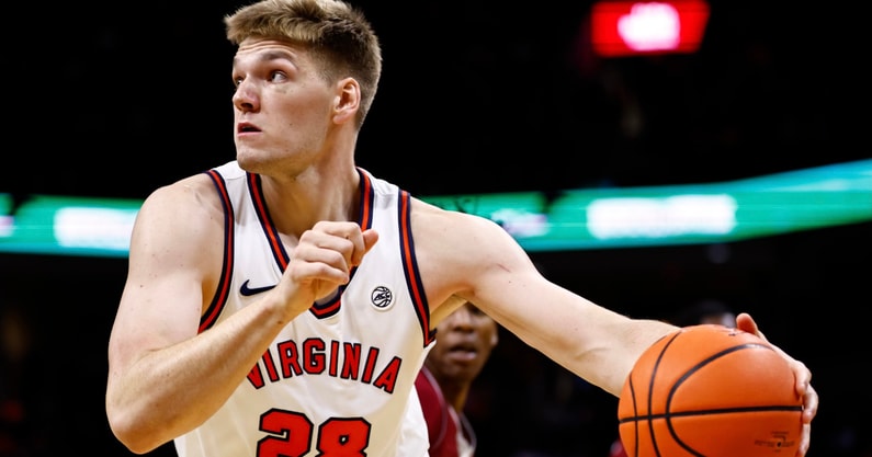 UVa forward Thijs De Ridder