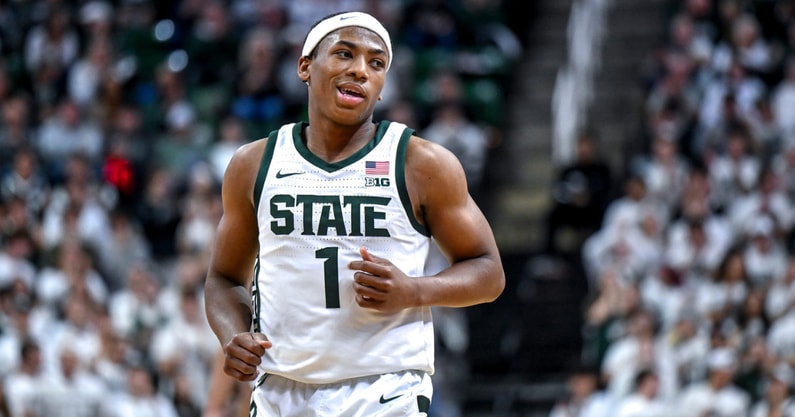 Michigan State's Jeremy Fears Jr. looks at Colgate's bench after his steal and score during the first half on Monday, Nov. 3, 2025, at the Breslin Center in East Lansing. - Nick King, USA TODAY Sports
