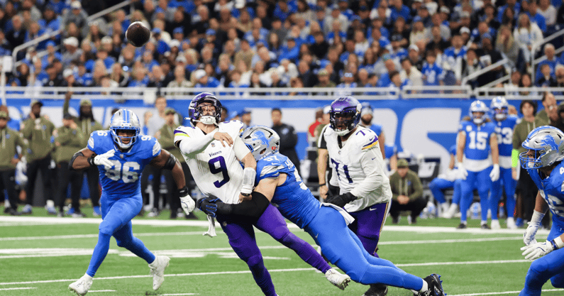 J.J. McCarthy Aidan Hutchinson