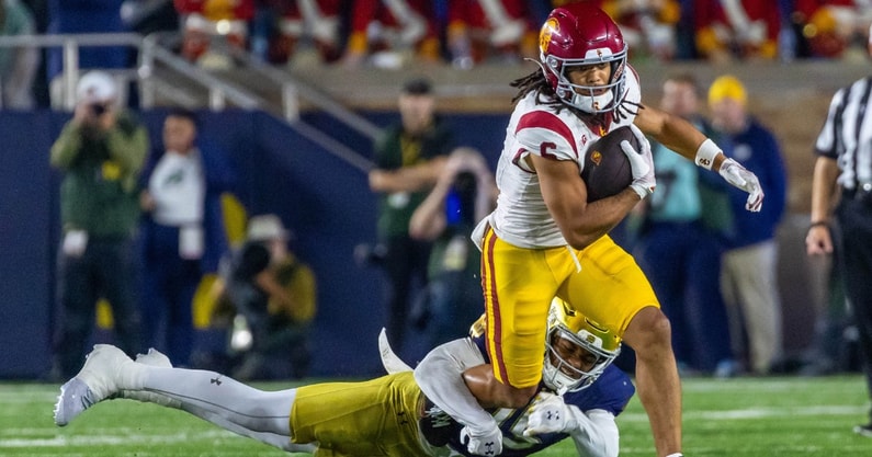 The Hawkeyes travel to Los Angeles to face off against the Trojans. (Photo by Michael Caterina-Imagn Images)