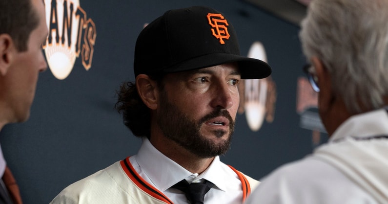 Tony-Vitello-reveals-how-close-he-came-to-staying-at-Tennessee-over-Giants-job