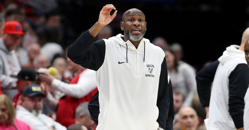 Roger Powell, the Valpo basketball head coach, via Joseph Maiorana-Imagn Images