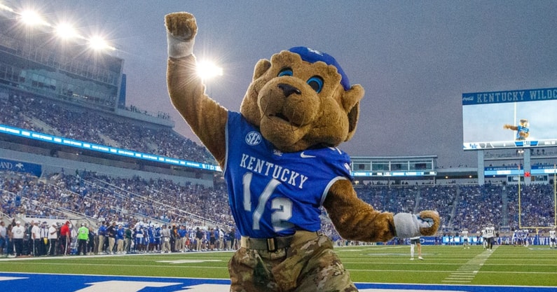 Kentucky mascot - Crawford Ifland, Kentucky Sports Radio