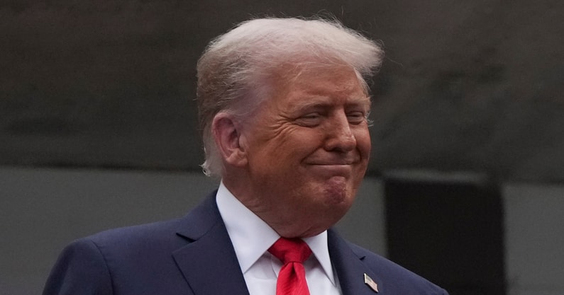 Report-President-Donald-Trump-to-attend-Detroit-Lions-at-Washington-Commanders-game