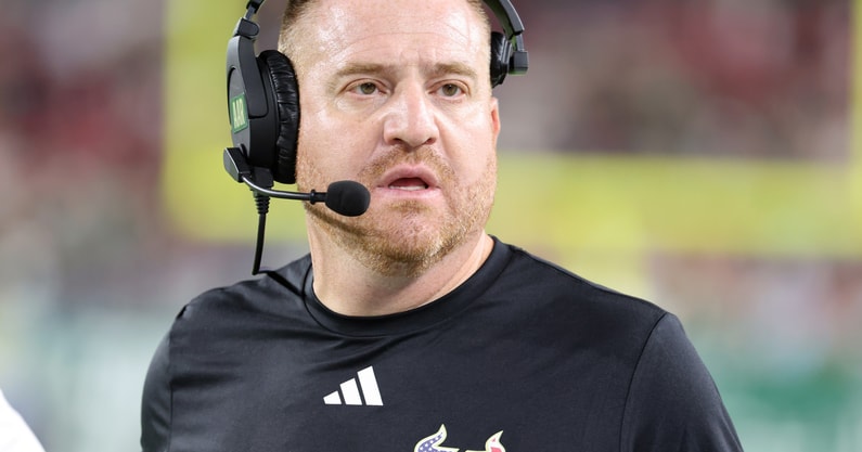 NCAA Football: Texas-San Antonio at South Florida