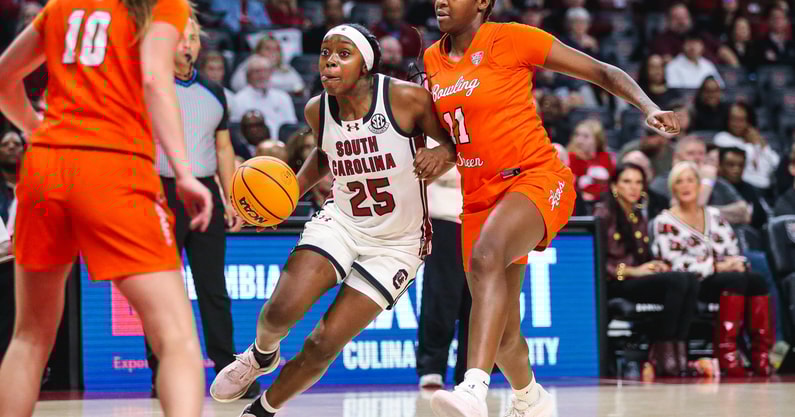 Raven Johnson (Photo by Katie Dugan/GamecockCentral)