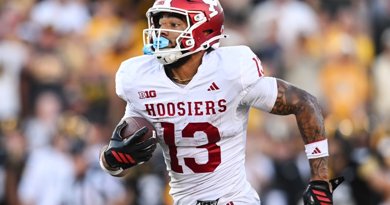 NCAA Football: Indiana at Iowa