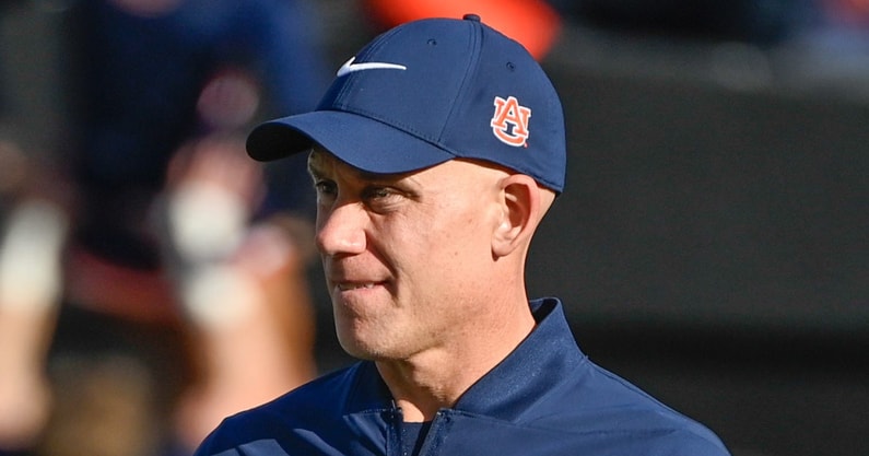 DJ-Durkin-gets-emotional-speaking-about-character-of-Auburn-players-Every-coach-in-the-country-is-calling-these-guys