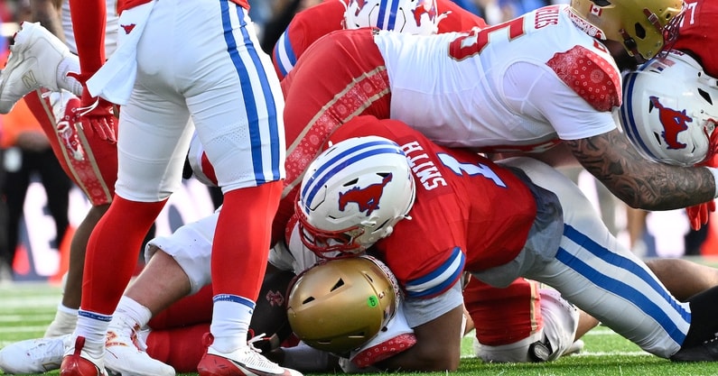 NCAA Football: Southern Methodist at Boston College