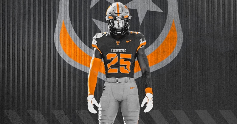 Smokey Grey, Tennessee Football | Tennessee Athletics