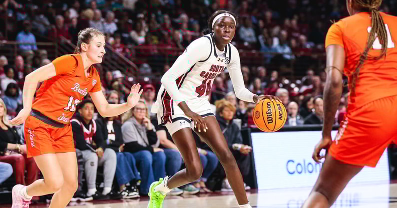 South Carolina women's basketball wing Agot Makeer. Photo by: Katie Dugan | GamecockCentral