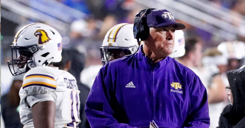 Tennessee Tech head coach Bobby Wilder on the sidelines during the football game against Middle Tennessee at Middle Tennessee on Saturday, Aug. 31, 2024. (© HELEN COMER/The Daily News Journal / USA TODAY NETWORK)