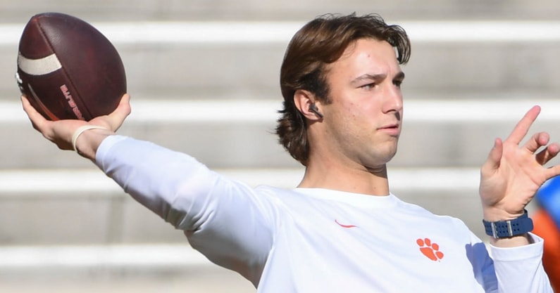 Cade-Klubnik-injury-update-Dabo-Swinney-reveals-Clemson-QB-status-after-Florida-State-game
