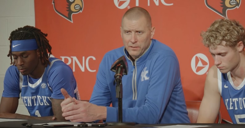 Kentucky coach Mark Pope and players Kam Williams and Collin Chandler (Photo: KSR YouTube)