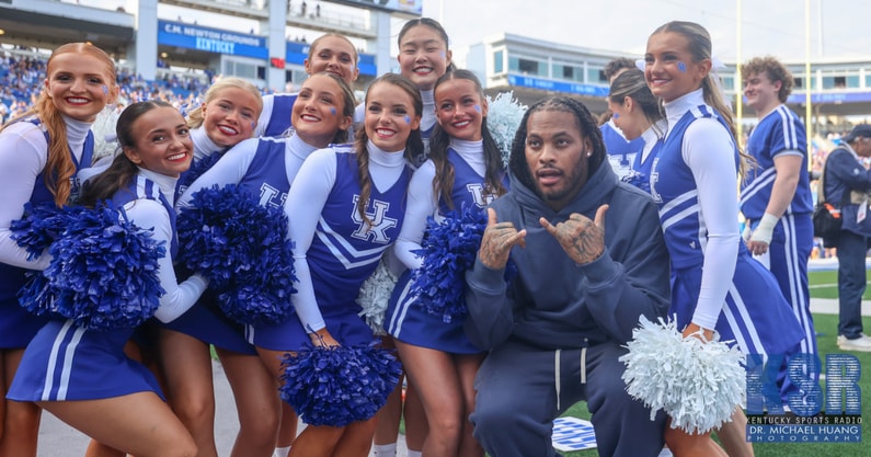 waka-flocka-flame-kentucky-football-kroger-field-grove-street-party