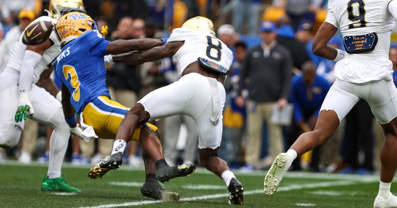 Notre Dame S Adon Shuler Pitt Cataurus Hicks