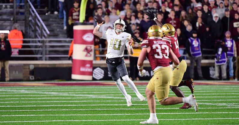 NCAA Football: Georgia Tech at Boston College