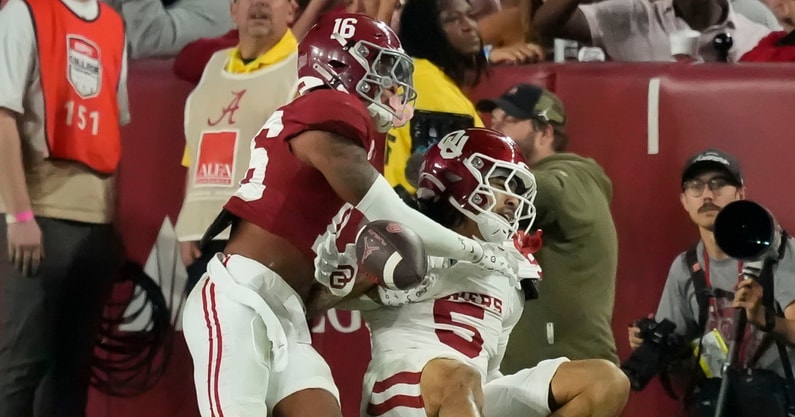 Alabama DB Red Morgan