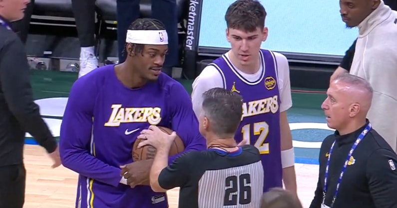 controversy-ensued-when-jarred-vanderbilt-tried-to-secure-game-ball-for-adou-thiero