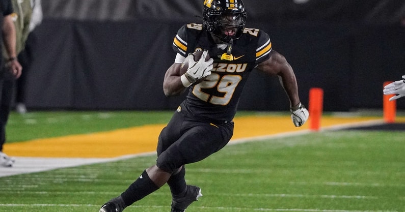 NCAA Football: Mississippi State at Missouri