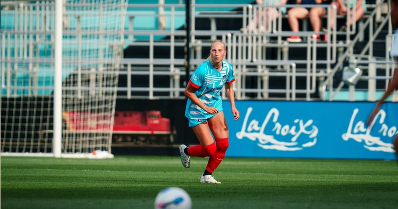 Former Hawkeyes Sam Cary signed with women-founded IDA Sports. (Photo by Chicago Stars)