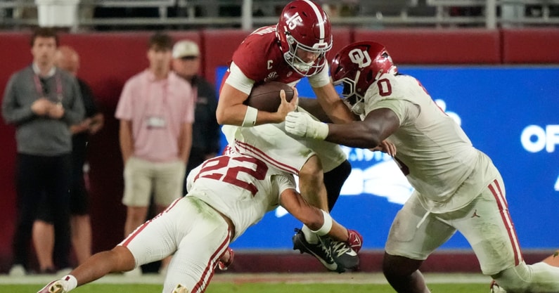 Alabama QB Ty Simpson