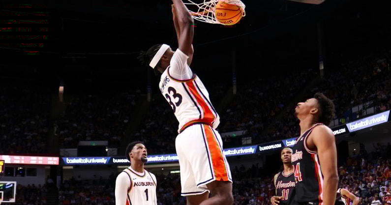 Sebastian Williams-Adams (Photo by Auburn Athletics)