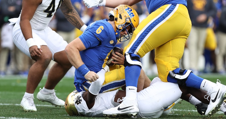 Notre Dame sack Mason Heintschel Pitt