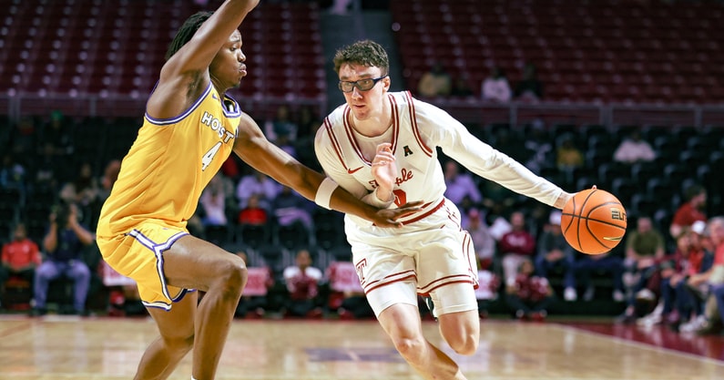 Gavin Griffiths - Hofstra