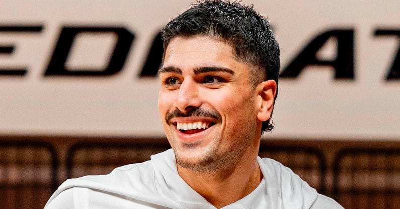 Oklahoma State F Parsa Fallah