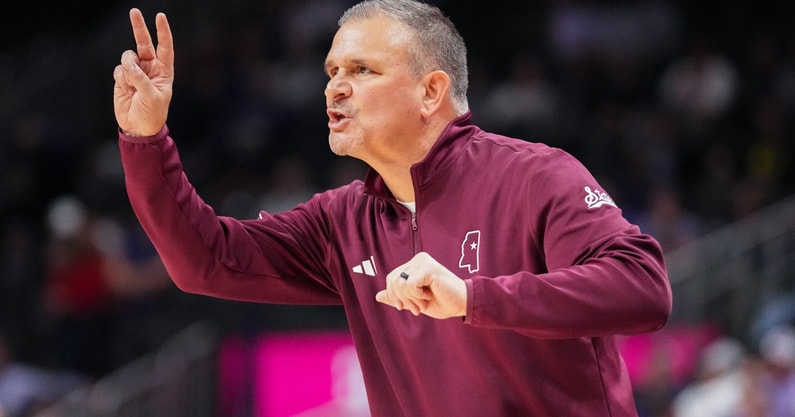 NCAA Basketball: Hall of Fame Classic-Mississippi State at Kansas State