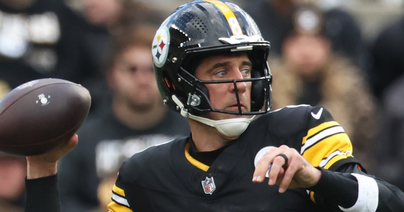 Steelers QB Aaron Rodgers