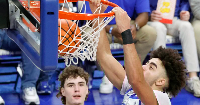 1 - Dunk for Moreno _MG_1211