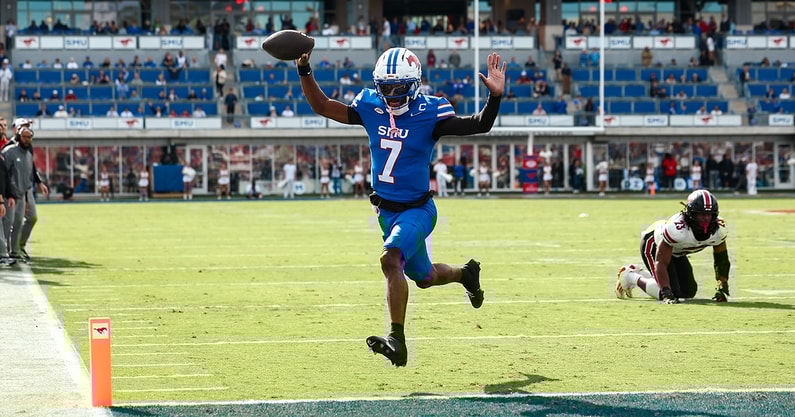 smu-stays-firmly-in-acc-championship-race-with-dominant-38-6-win-over-louisville